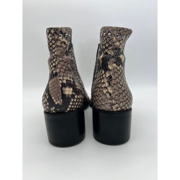 Steve Madden Cade Gray Snake Skin Stretch Leather Booties Casual Boots Size 6M - Picture 4 of 9